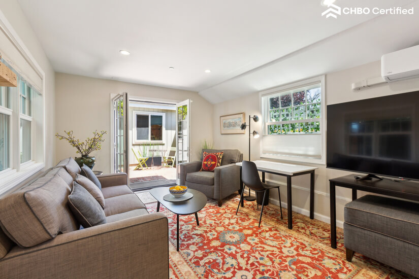 Furnished ADU in Burlingame with Patio