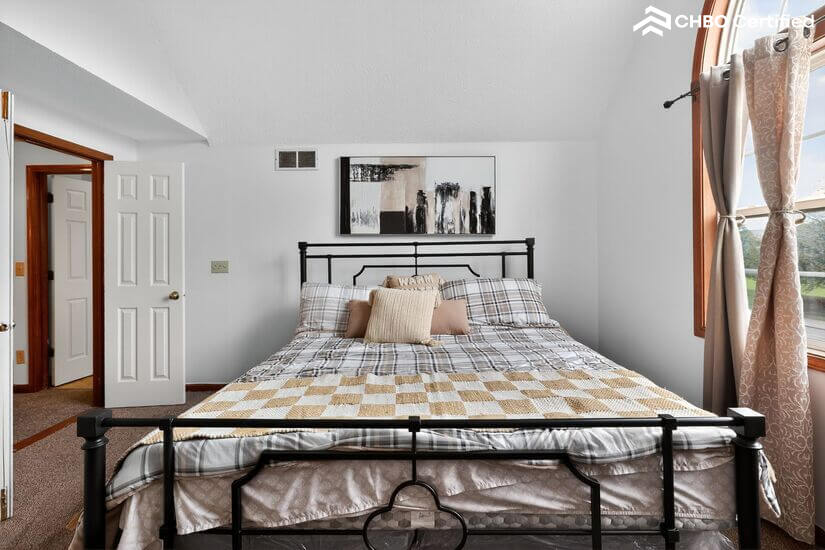 Three Bedroom Furnished in Buffalo