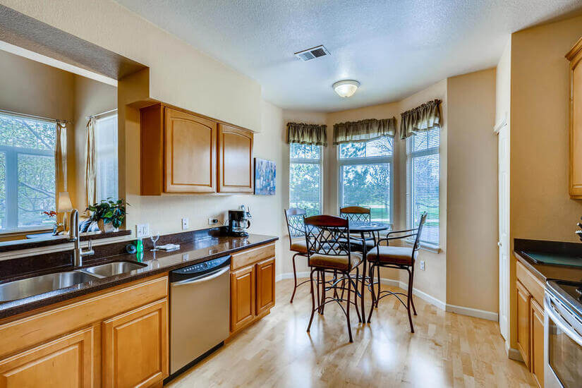 3 Bedrm End Unit Townhome Palomino Park