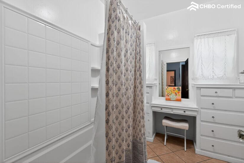 Newly Renovated Furnished home Redlands 