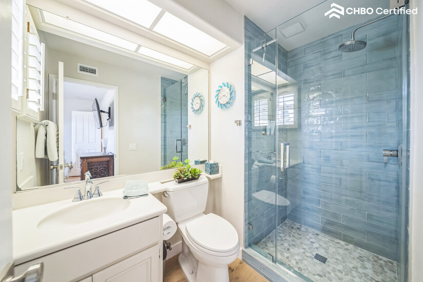 Cozy Condo Located Near the Beach