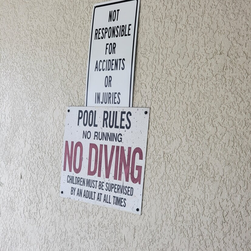 No Diving!