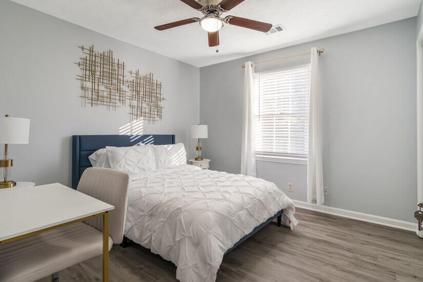 First Bedroom w/ Full Size Bed