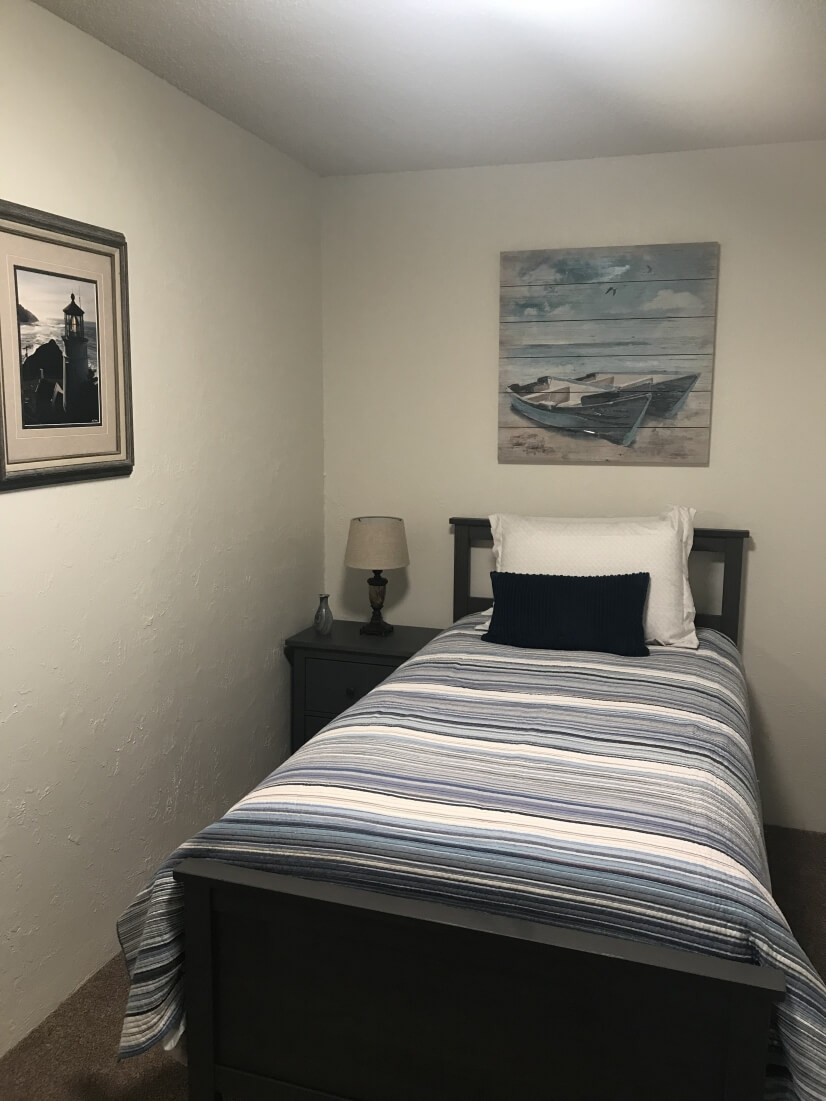 2nd Bedroom - Twin Bed