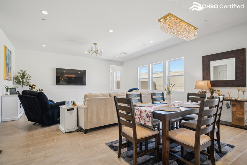 New 4BR Luxury Home with Amenities