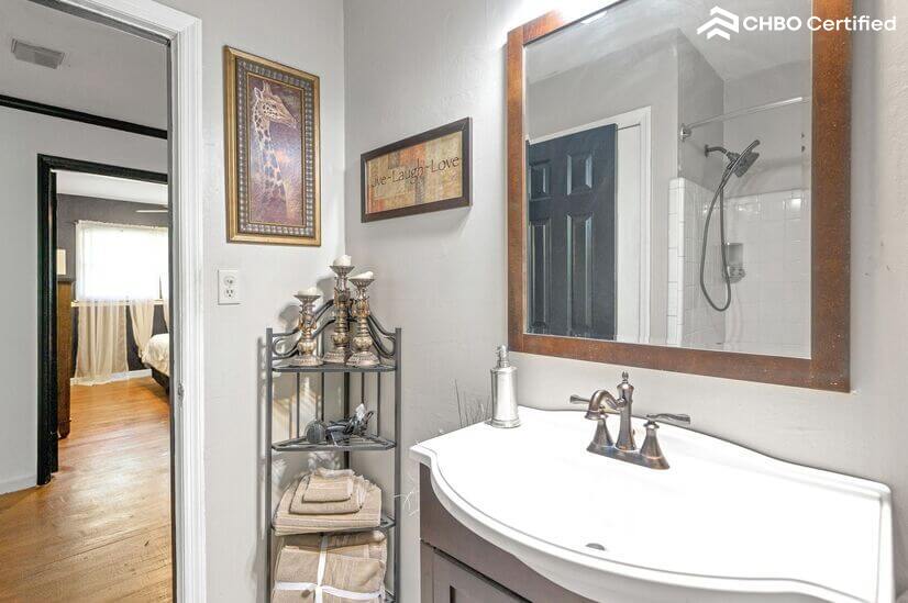 Cozy Modernized Home Near ATL Airport