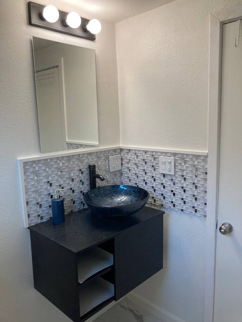 Pleasant Hill Prime Location