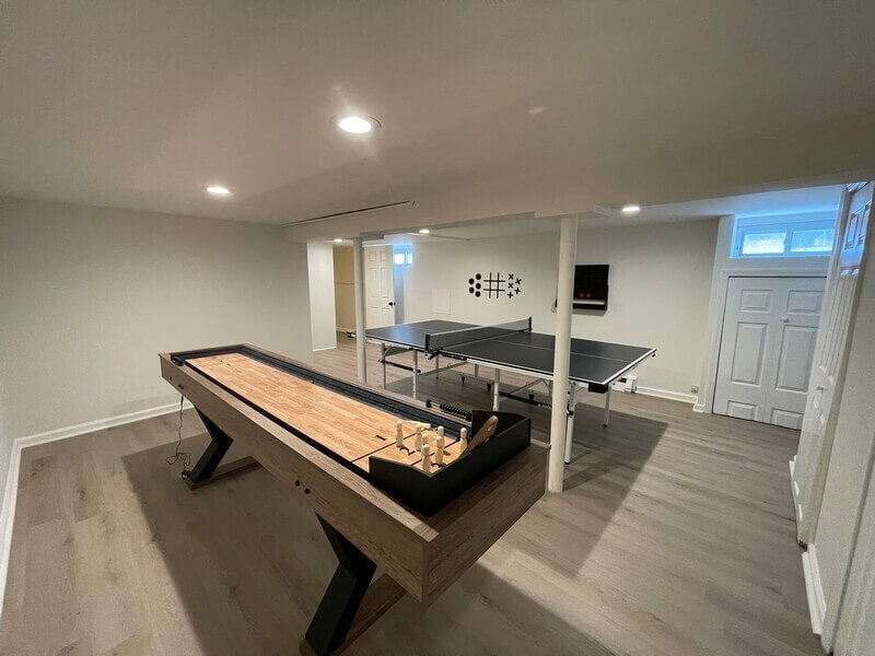 Spacious 5BR Near LIRR  Parks