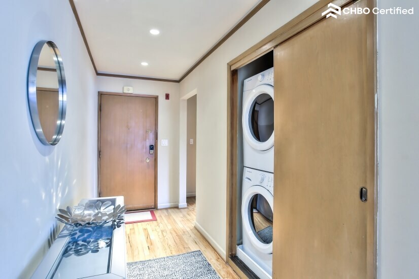 Seattle Furnished 1 Bed Condo