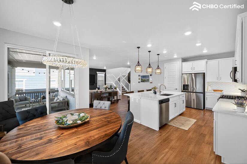 Dining Room seating for 6