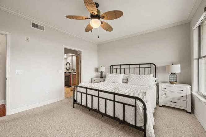 Furnished Lakeside Condo
