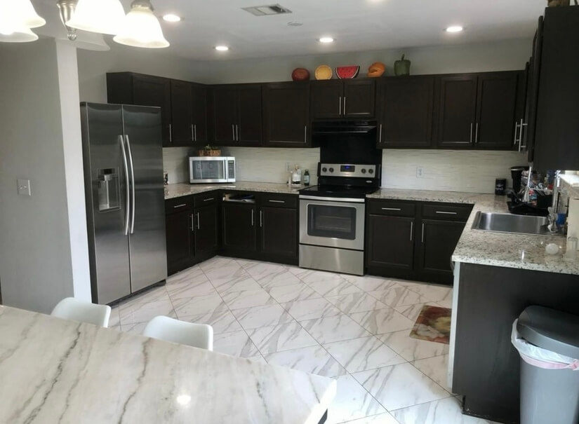 Spacious Hillside Oasis