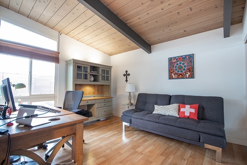 Office with pullout queen bed