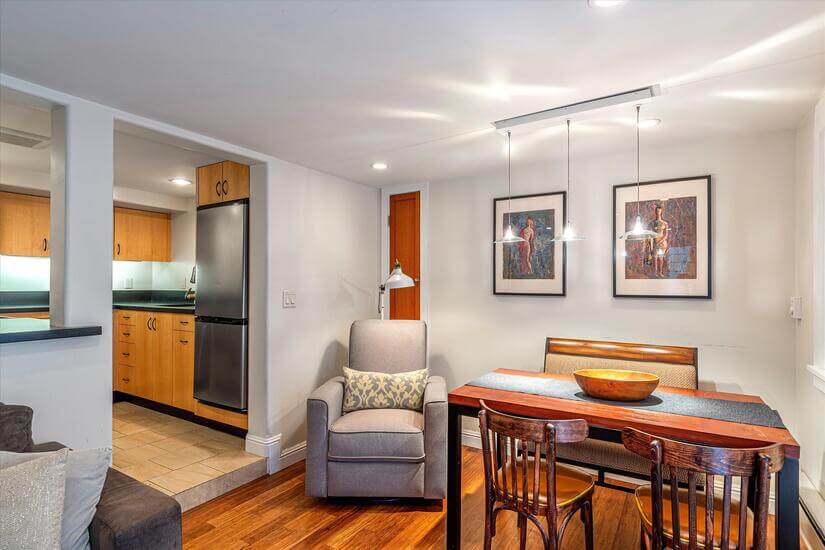 Single Family Home in North Beach