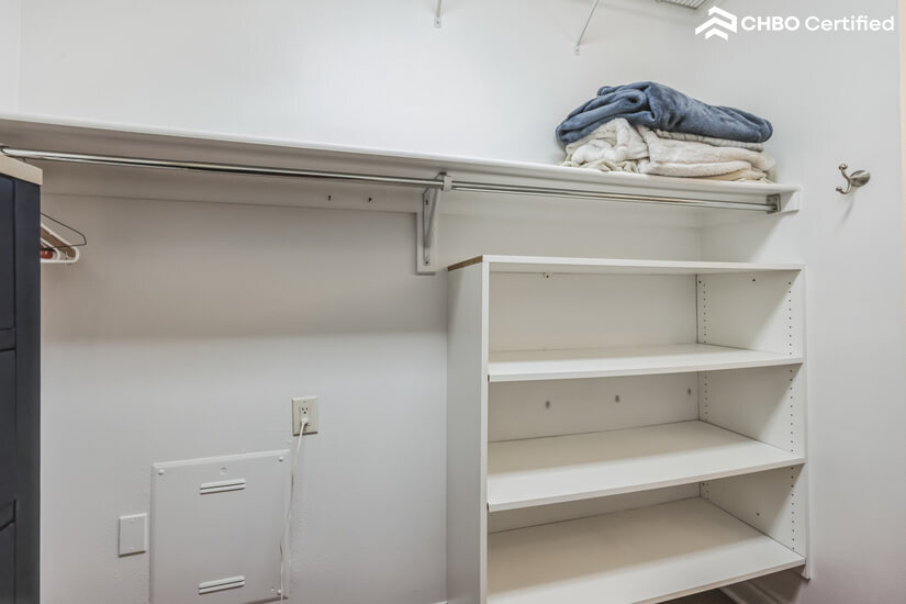 Furnished 1 bd Condo Central Denver