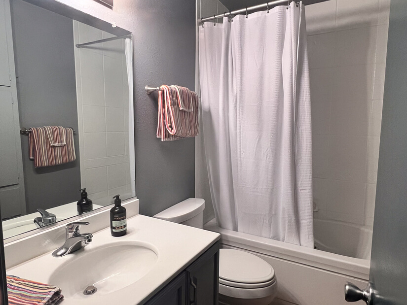 2nd bathroom