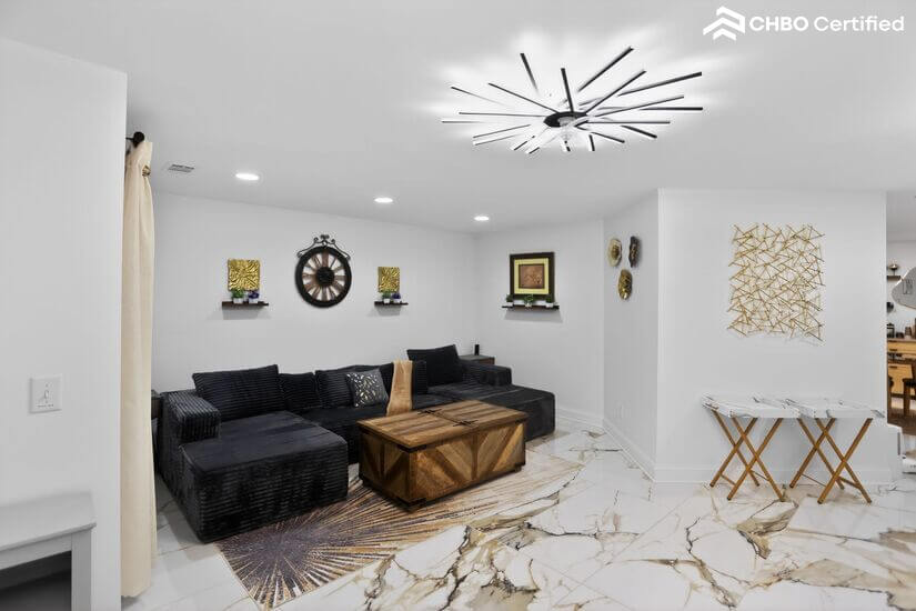 Modular sectional. Arrange for additional bedding