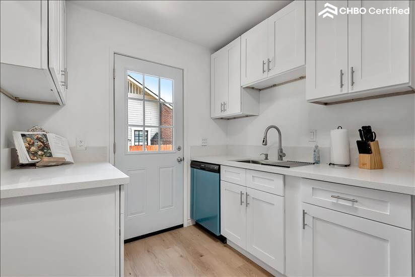 Vanellie Home - Monrovia