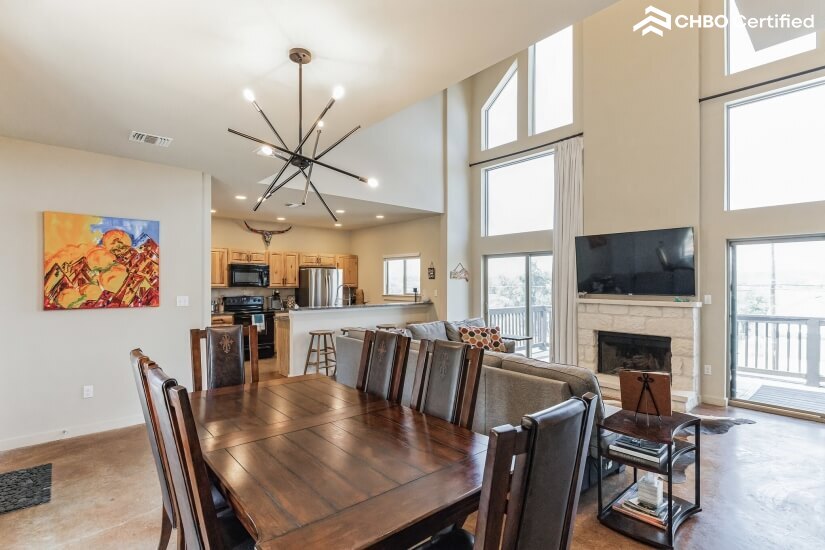 Peaceful Hill Country Furnished Home