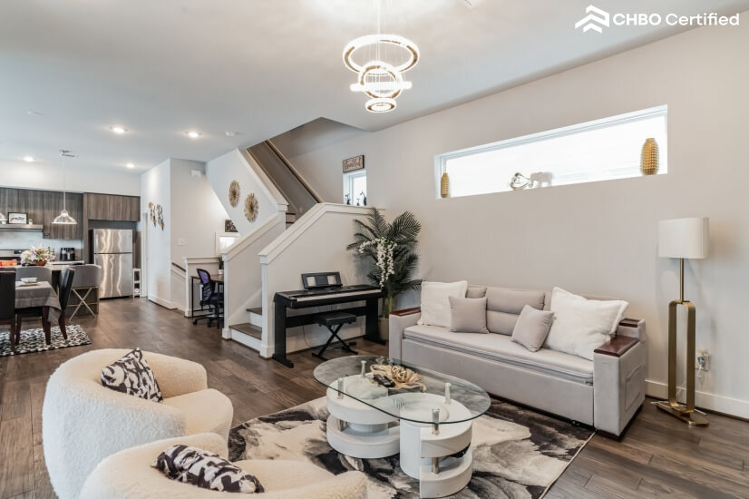 Common Area with view to 3rd level