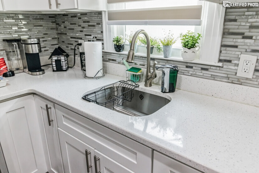 Kitchen Sink Area