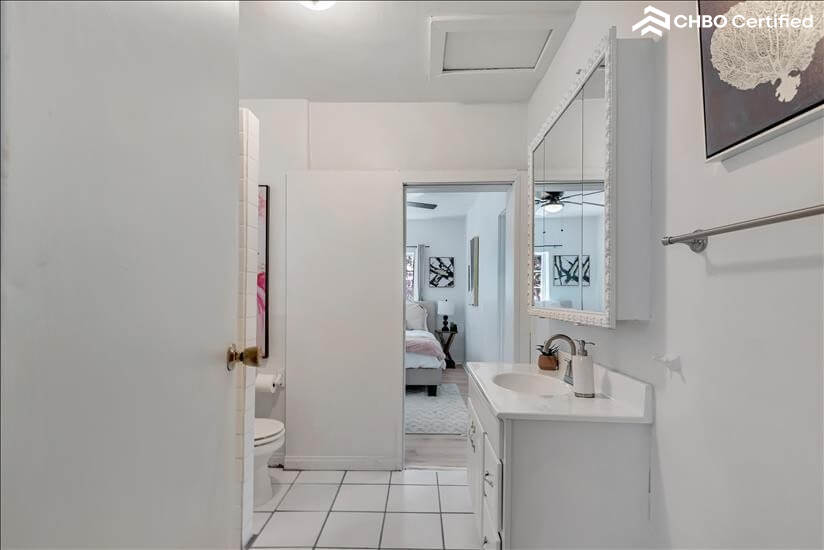 Modern Cozy house - Relaxing Backyard