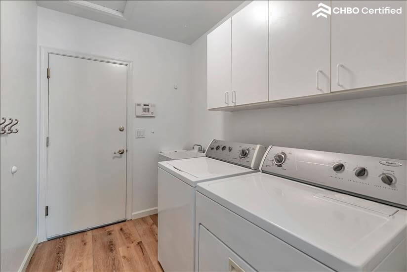 Full Size Washer and Dryer in Separate Laundry Room