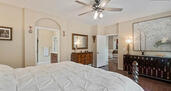 Master Bedroom View4
