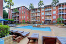 Galleria / Uptown Mid-Rise 1x1 w/Study