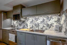 Private 1 BDRM Garden Suite with Parking