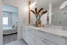 Master bedroom on-suite bathroom