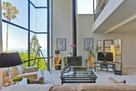 Elegant Executive Flat on Telegraph Hill