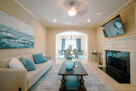 Stylish 2-BR Condo in Hudson Oaks 