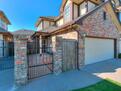 Spacious 4 Bed House W/ King Bed & Park