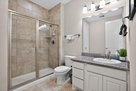Guest bathroom with modern finishes