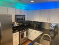 Kitchen w gas stove/oven