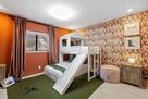 Luxury 4BR w/ Pool, Spa & Yard 