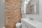 Beautiful Unit in Chicago TriTaylor