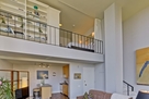 Elegant Executive Flat on Telegraph Hill
