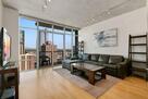 Gorgeous 33rd Floor With Stunning Views