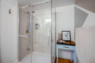 Private 1 BDRM Garden Suite with Parking