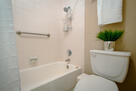 Stylish 2-BR Condo in Hudson Oaks 