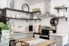 Newly Remodeled Guest House - Great Area