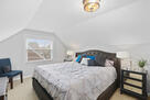 King bedroom upstairs