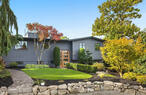 Walkable to Lake Washington & Dwntn Kirkland!