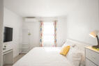 3 Bedroom 3 Bath Laundry Parking Main St