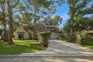 4 BR Nassau Bay home, large driveway and 2 ca