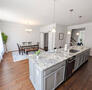 Kitchen & Dining