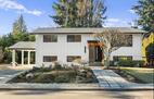 Full shot outdoor house