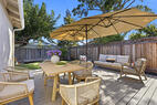 Alfresco dining and relaxation